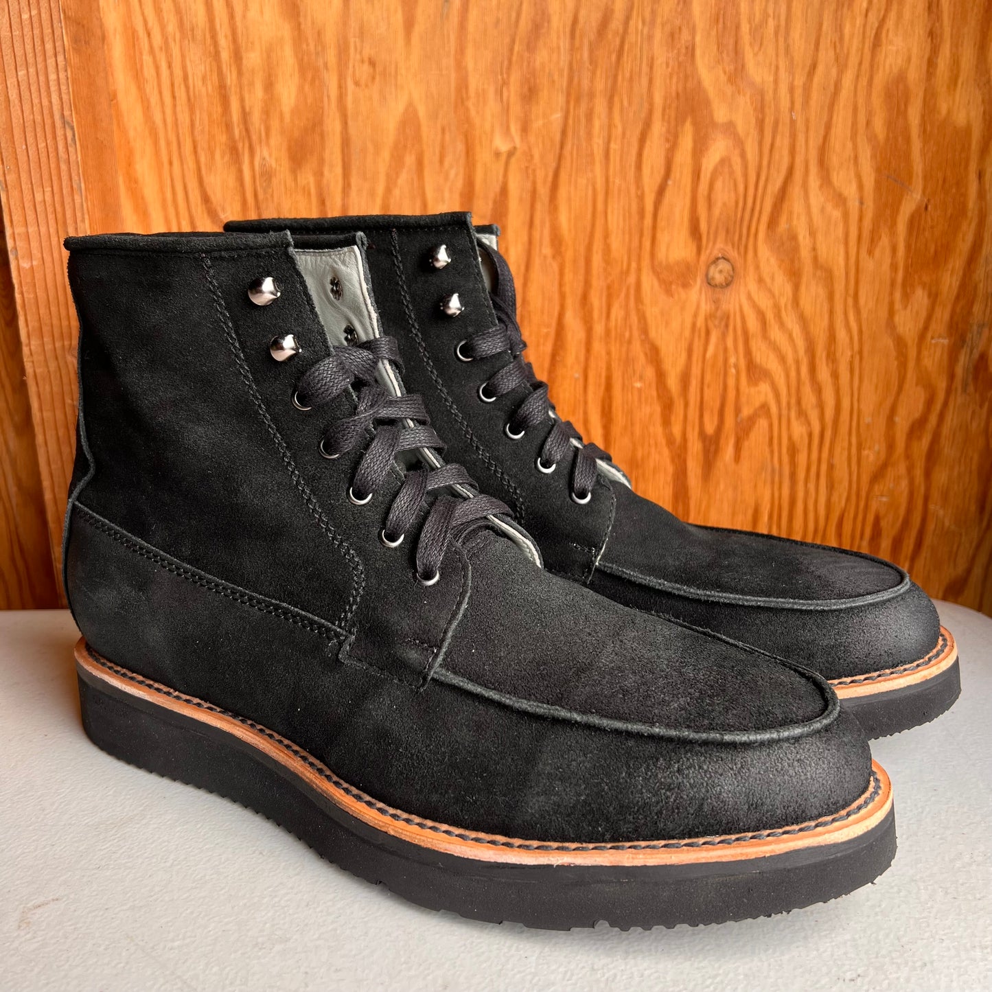 Nomad - Waxed Midnight Suede Size 12