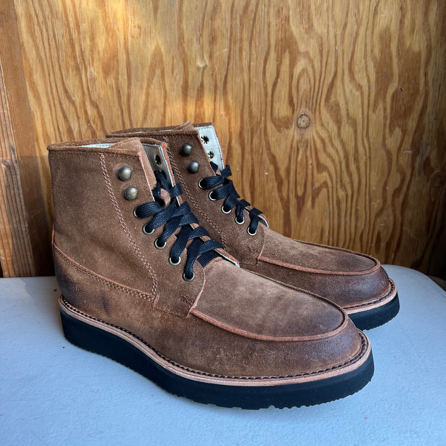 Nomad - Waxed Cognac Suede Size 7.5