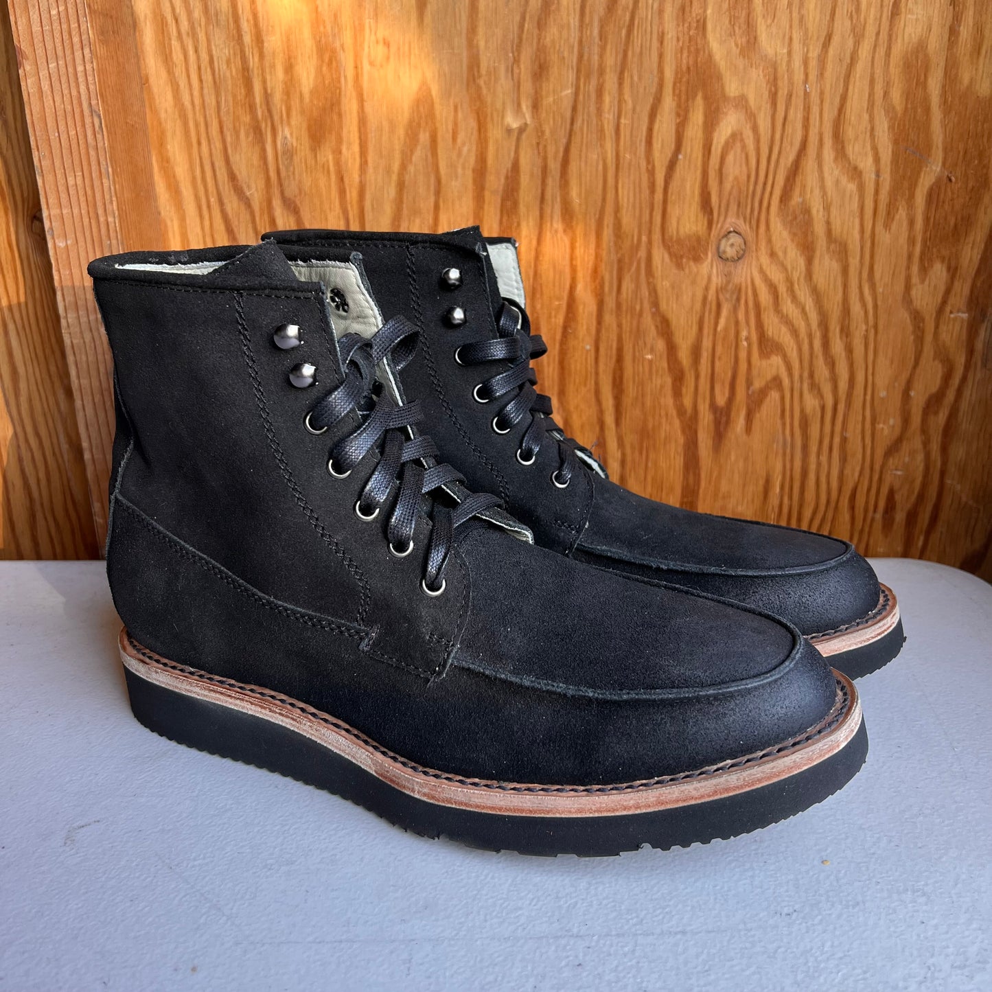Nomad - Waxed Midnight Suede Size 10